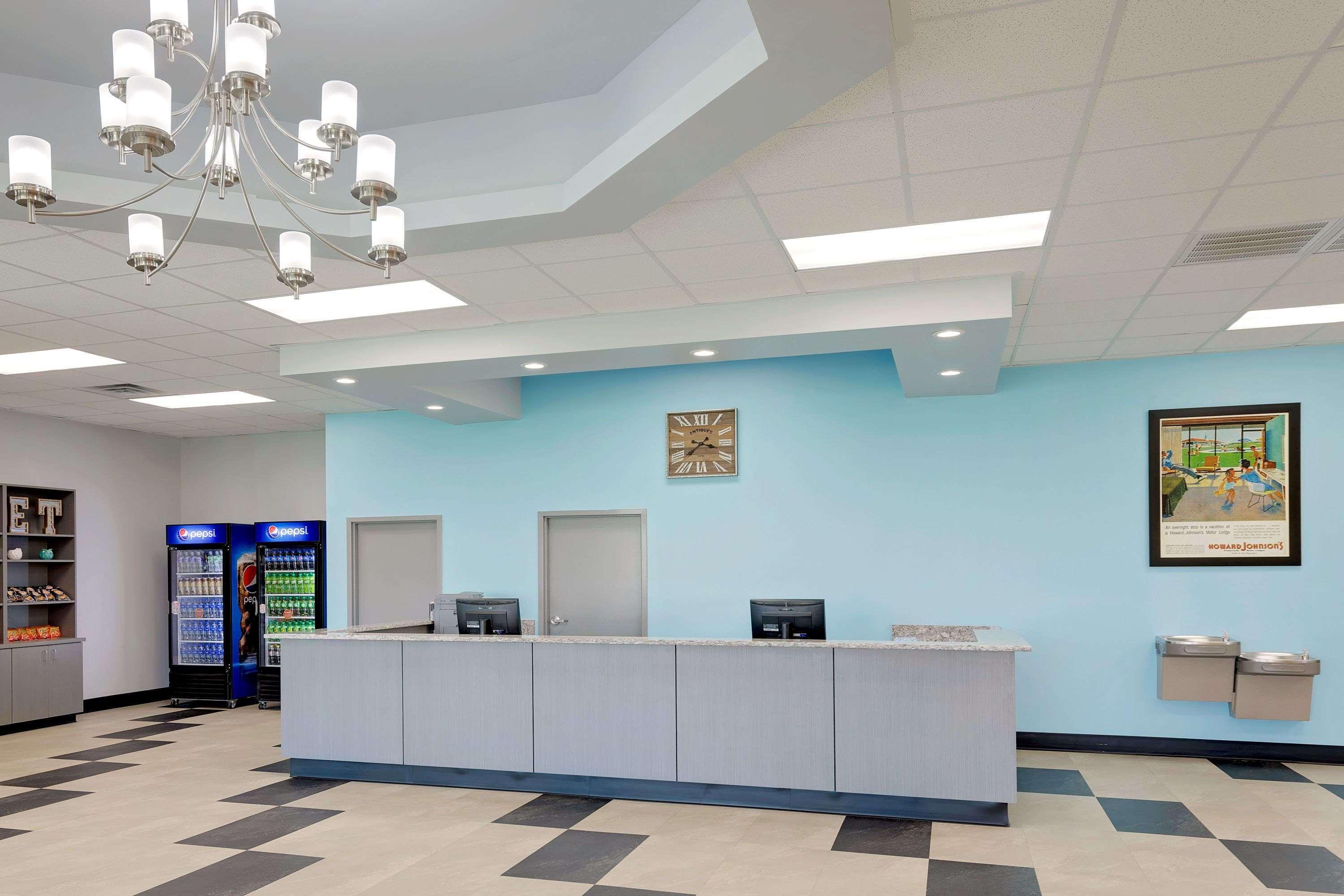 Howard Johnson By Wyndham Florence Exterior foto