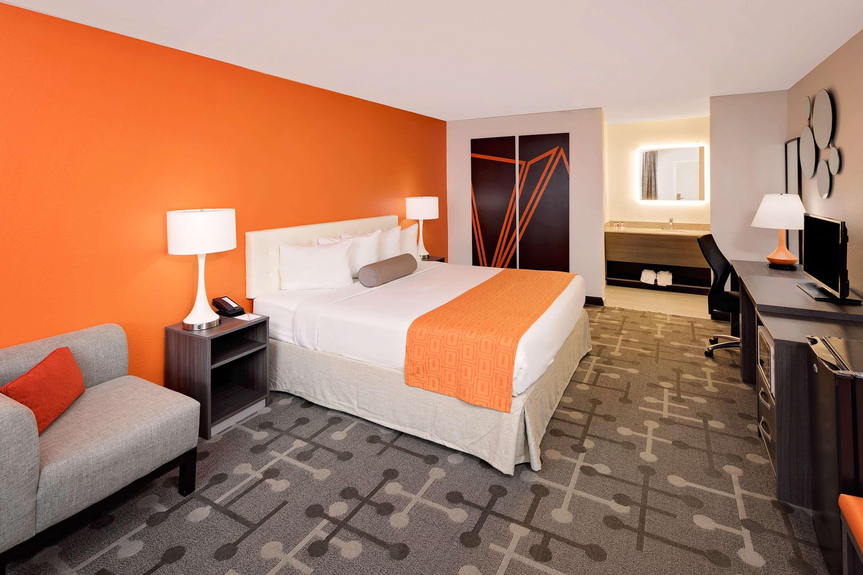 Howard Johnson By Wyndham Florence Exterior foto
