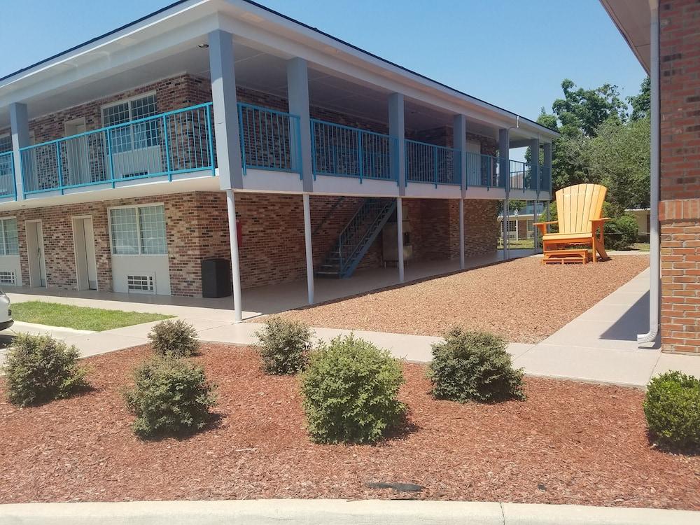 Howard Johnson By Wyndham Florence Exterior foto