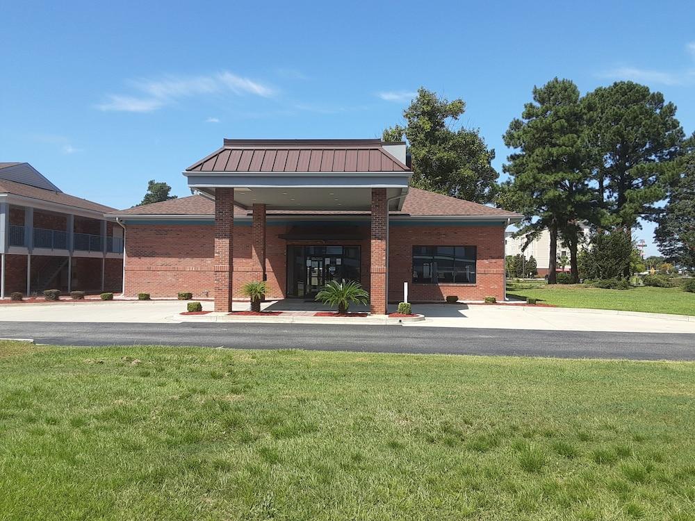 Howard Johnson By Wyndham Florence Exterior foto